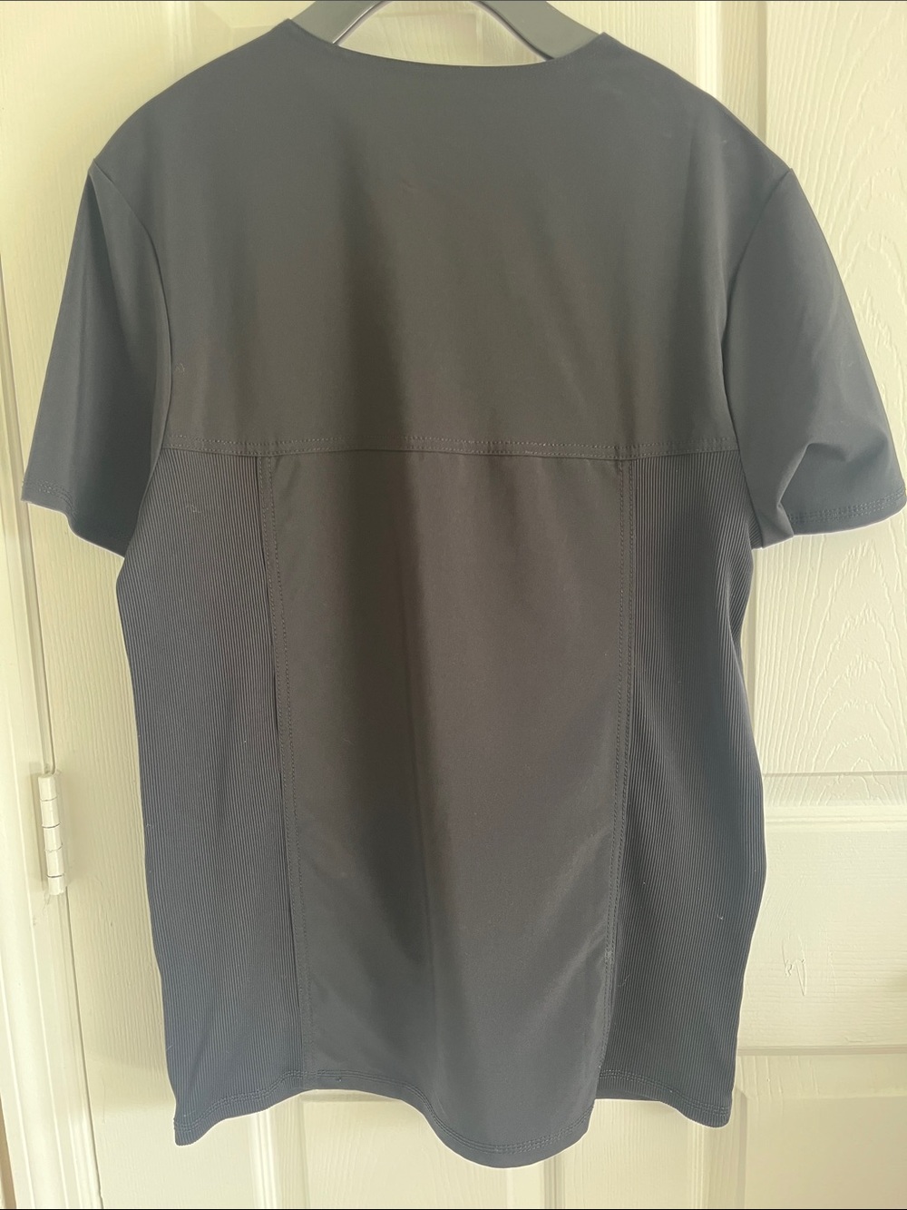 Cherokee Infinity Women’s Hydrafacial Black V-Neck Scrub Top Office Medical Spa - Picture 3 of 5